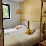 Strome Zbocze Na Turystycznej