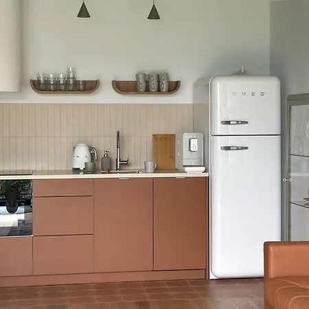 Strome Zbocze Na Turystycznej Apartment *