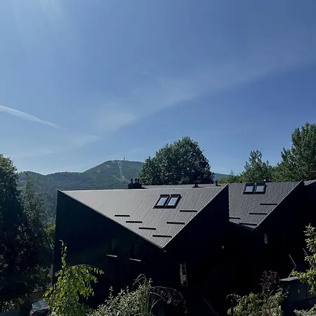 Strome Zbocze Na Turystycznej 아파트 *