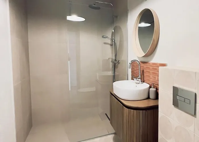 Strome Zbocze Na Turystycznej דירה